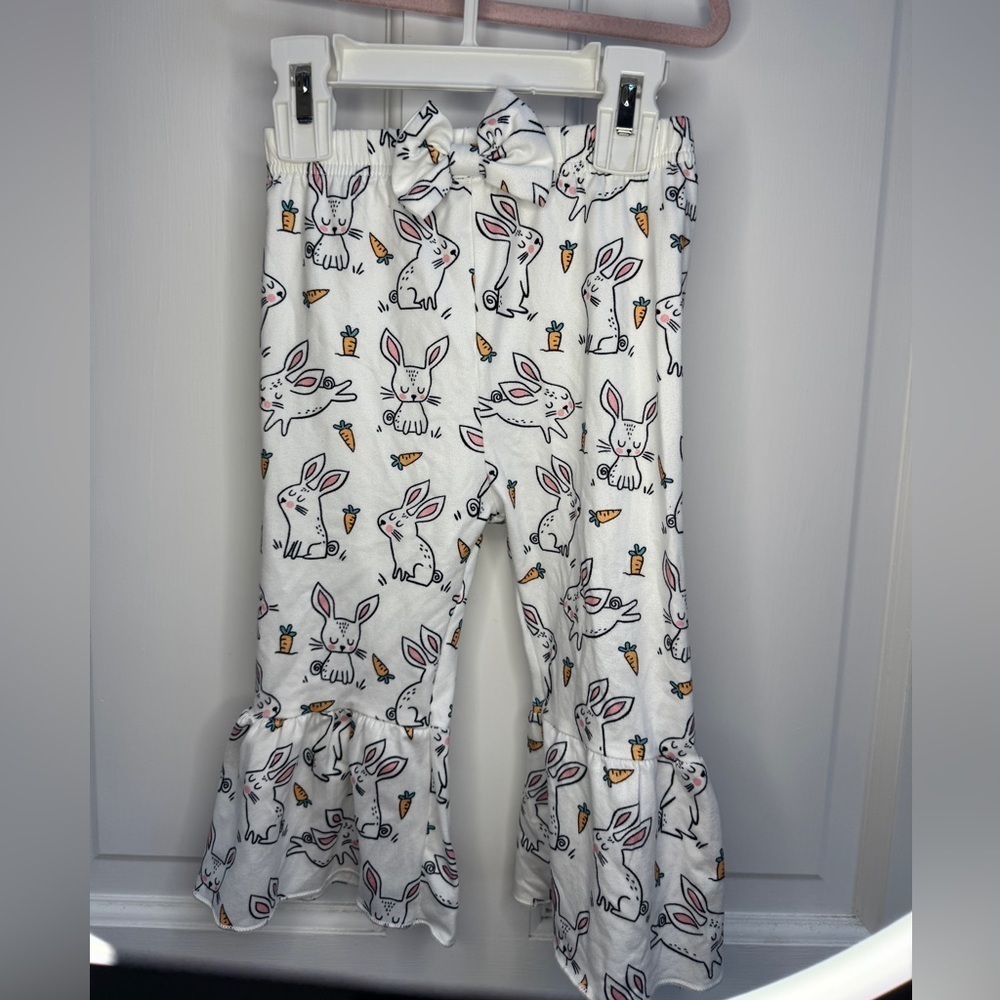 NWOT 12M Girls White Rabbit Easter Bell Bottom Pants